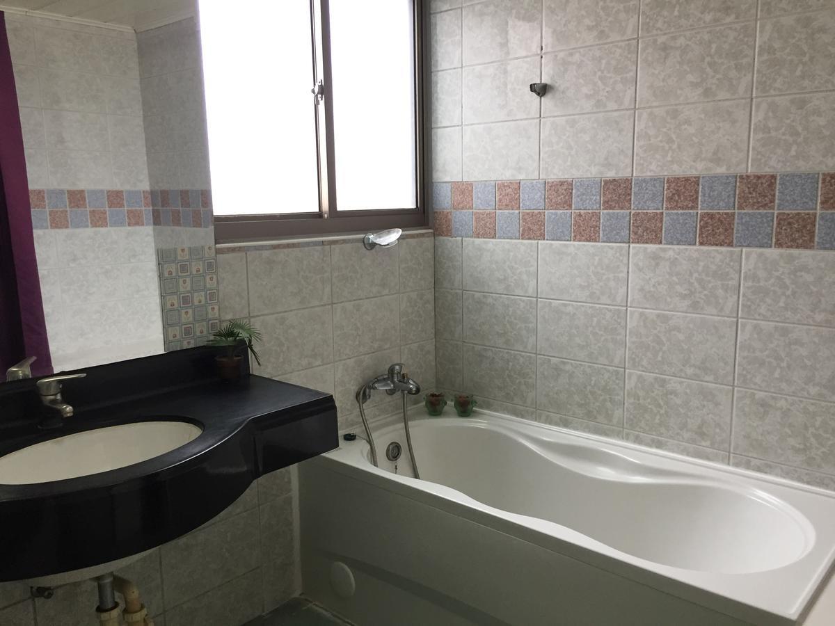 סינצ'ו סיטי Berkeley Business Hotel Zhongzheng מראה חיצוני תמונה