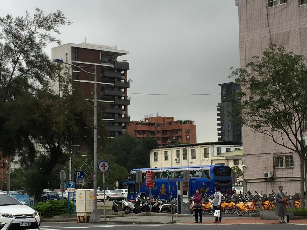 סינצ'ו סיטי Berkeley Business Hotel Zhongzheng מראה חיצוני תמונה