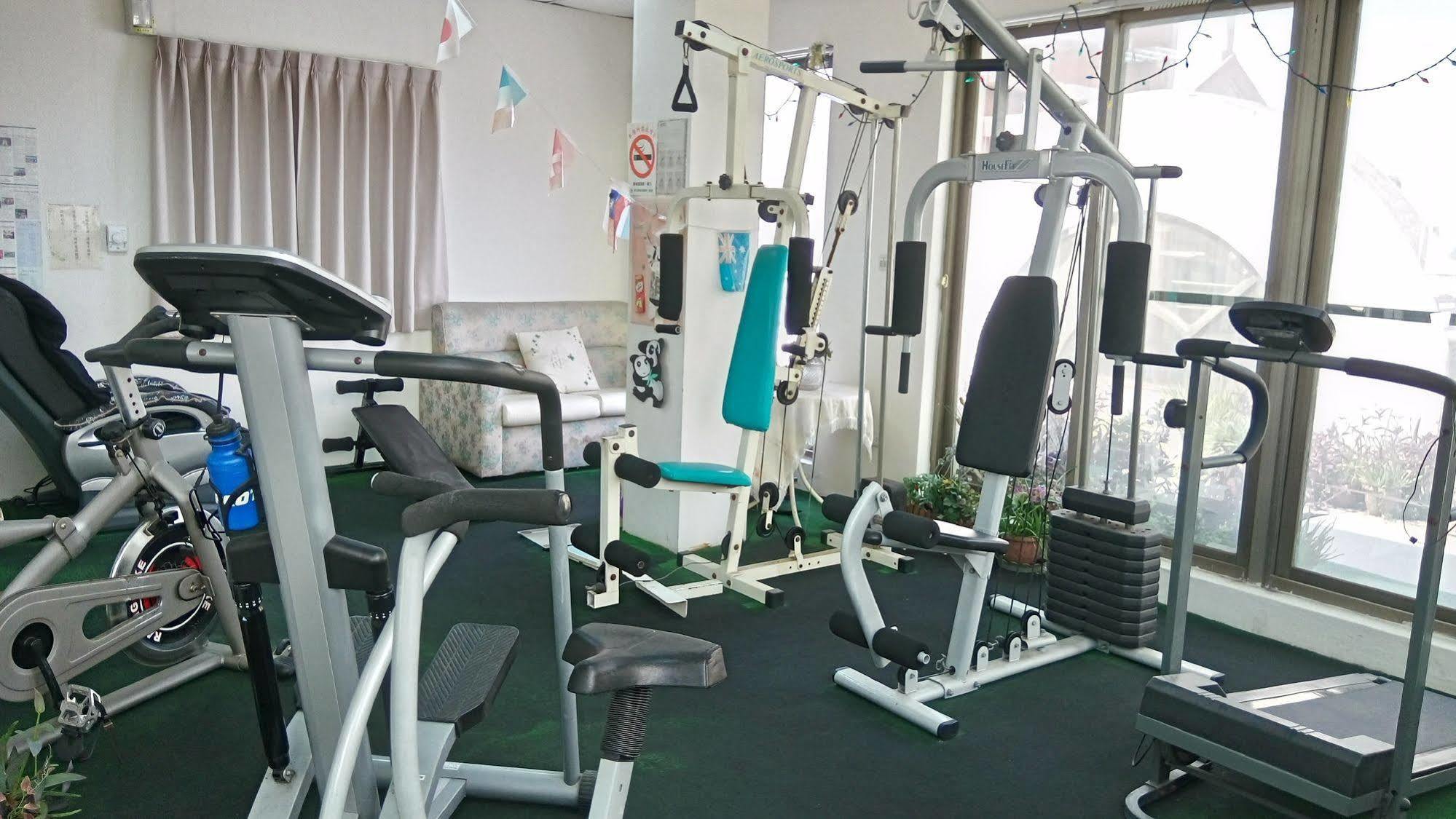 סינצ'ו סיטי Berkeley Business Hotel Zhongzheng מראה חיצוני תמונה
